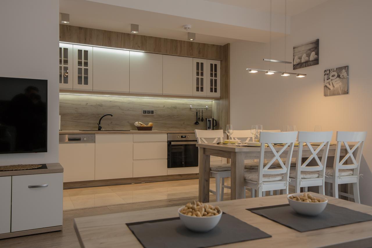 Apartamenty Sun Щирк Екстериор снимка